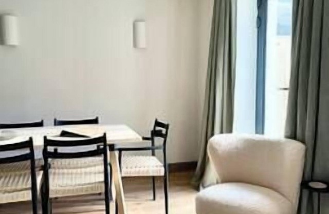 Midland Suites- Apartment 1