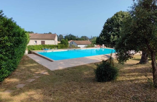 Mini Villa Dans une Résidence au Calme Avec Piscine! Idéal Couple Avec 1 Enfant
