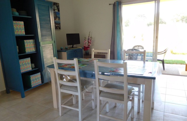 Mini villa sleeps 6 in 3 * residence