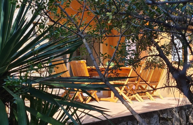 Mini villas 2mm walk from Abbartello beach at Olmeto beach
