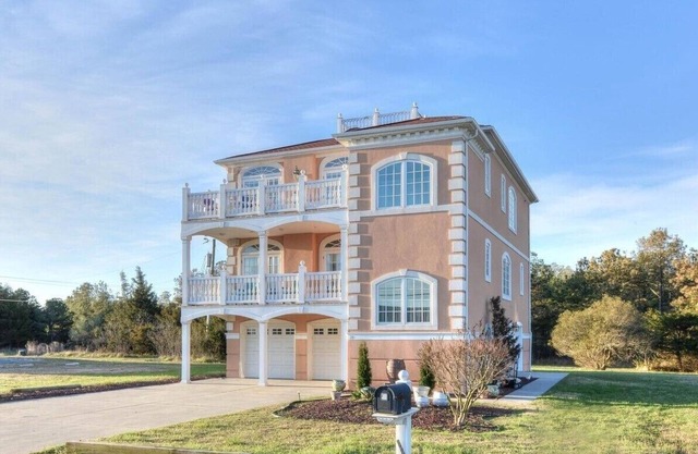 MINI-WEEKS AVAILABLE! Beautiful Views! Great Location! PET FRIENDLY! Book Today!