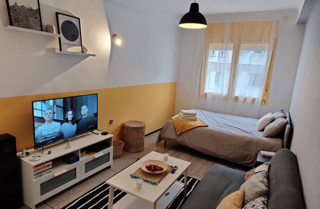 Minimalist, nice and cozy apartment in the center