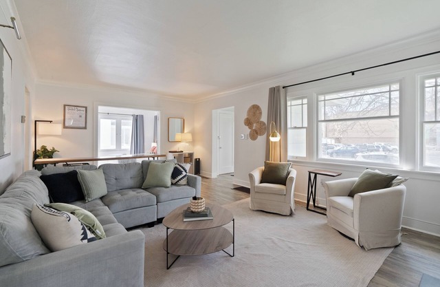 Mins to everything in Spokane - Hot Tub & Backyard Oasis - Pet Friendly!