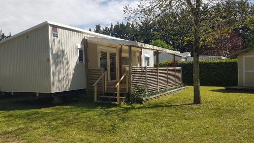 Mobil-home 3ch, 2 sdbwc, tout confort camping les allais Trogues