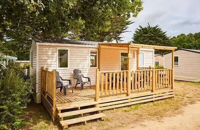 Mobil-home | Comfort | 3 Bedrooms | 6 sleeps | Raised terrace | A/C | TV