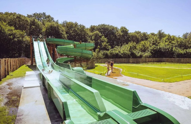 Mobil-home | Premium | 3 Bedrooms | 6 sleeps | Raised terrace | A/C | TV