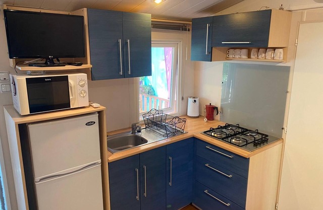 Mobile Home 6 Personnes Camping 4