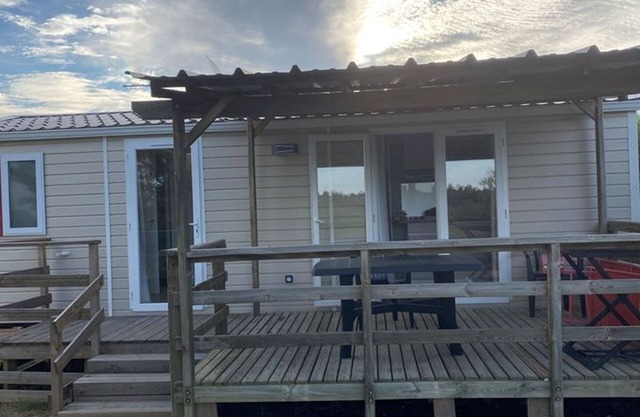 Mobile home with terrace, 2 bedrooms, 33m²