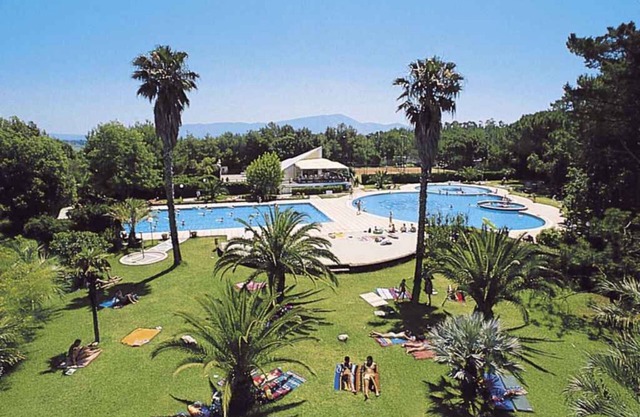 Mobilehome with air conditioning, terrace and pool