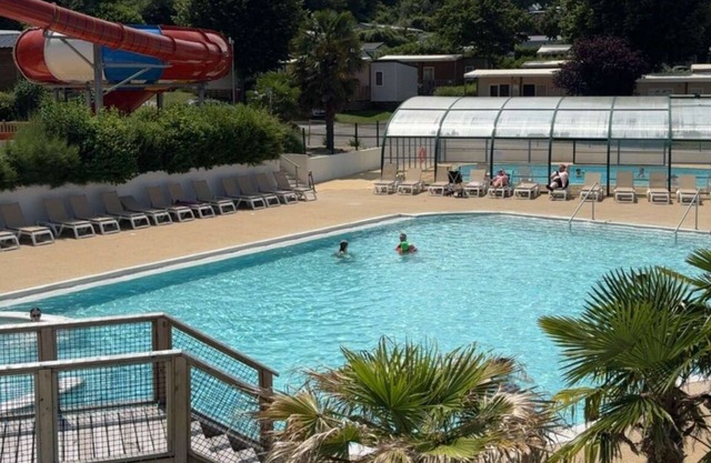 Mobilhome in a 5* campsite with heated swimming pools