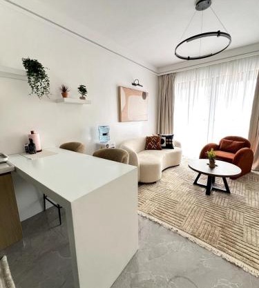 Modern 1-Bedroom Apartment, with heated pool