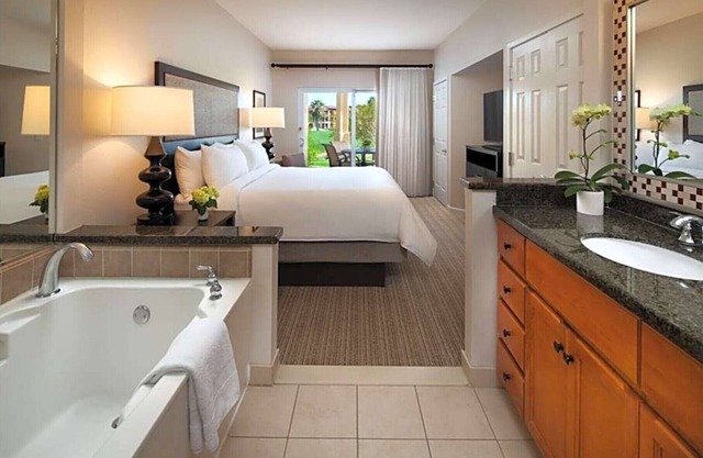 Modern 2BR/2BA at Shadow Ridge Villages – Paradise in Palm Desert