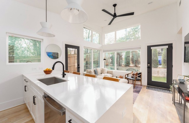 Modern 2BR by Avie Luxury Properties | Near Mercedes Stadium, Emory, Steps to Marta!