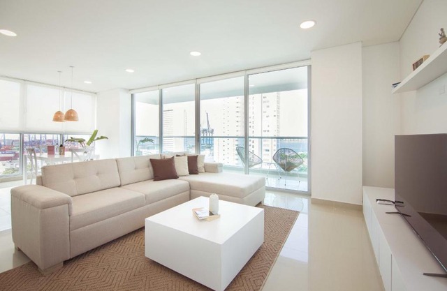 Modern 2BR in Paradisiac Cartagena