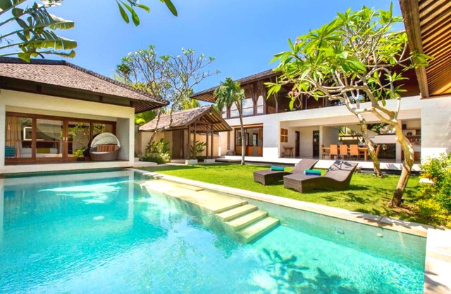 Modern 3 BR Private Pool Villa #Z2