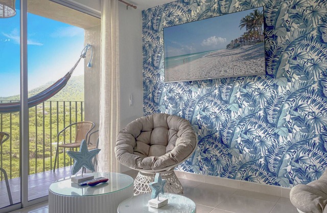 Modern 3BR/2 baths Apartment with Breathtaking Sierra Nevada Panorama in Bello Horizonte