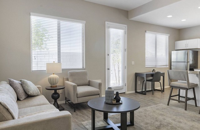 Modern Apartment in Prime Location (ID8464X51)