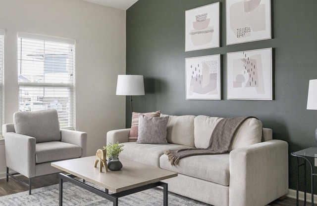 Modern Apartment in Prime Location (ID9014X92)