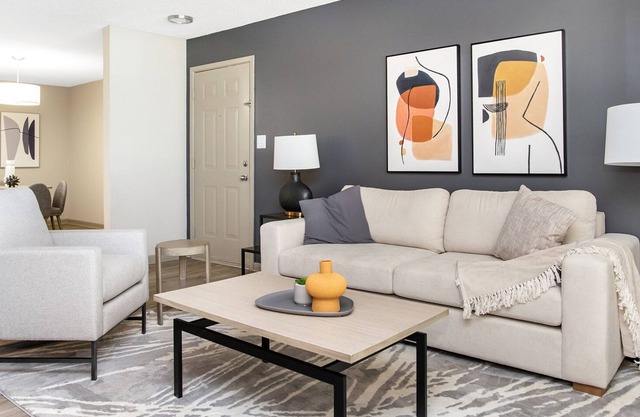 Modern Apartment in Prime Location (ID9791X24)