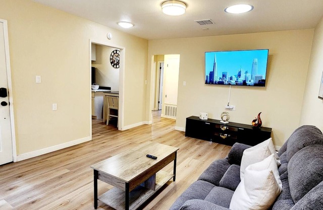 Modern & Bright 2BR Santana Row | Silicon Valley Stay
