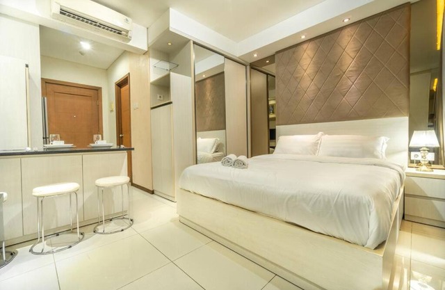 Modern & comfy studio in central Jakarta, SCBD