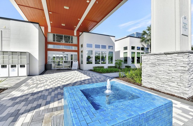 Modern Condo with Large Outdoor Patio. Reunion Resort Water Park Access near Disney at Spectrum Resort Orlando by Rentyl – B44 #139