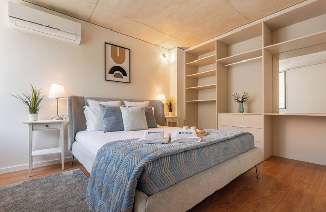 Modern Family Flats w/Terrace by HostWise