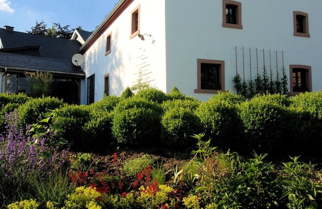 Modern Holiday Home in Bullange with Sauna