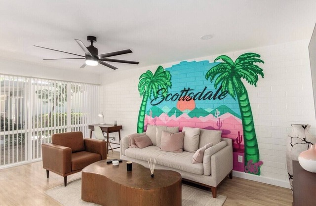 Modern-Industrial Old Town Condo w/Pool, & W/D