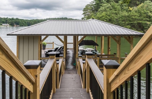 Modern Lake Hickory Home w/Dock, Kayaks, Firepit & Game Room