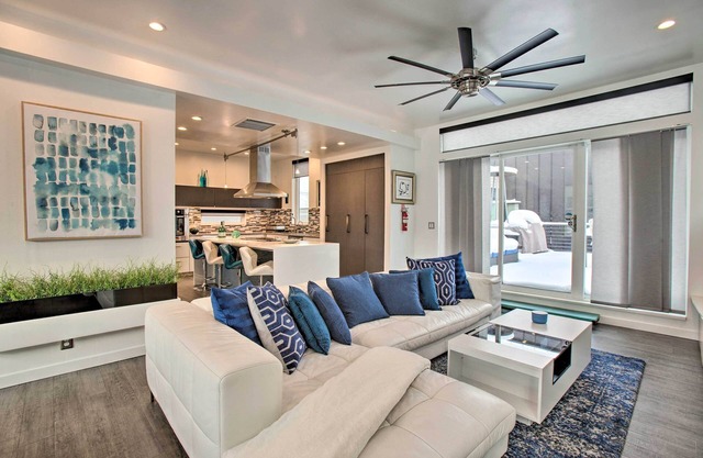 Modern Living in the Mile High City w/ Pano Views!