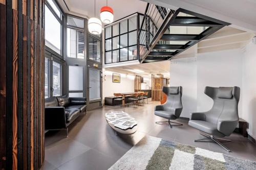 Modern loft - close to Eiffel Tower