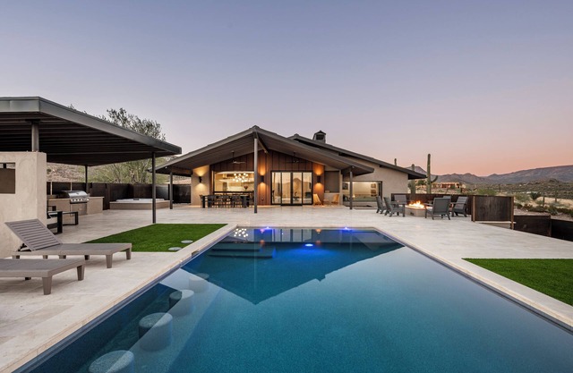 Modern Lookout - A Desert Point of View