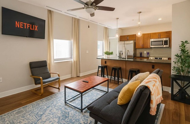 Modern Luxe Suite | Rock Hall Stadiums Casino