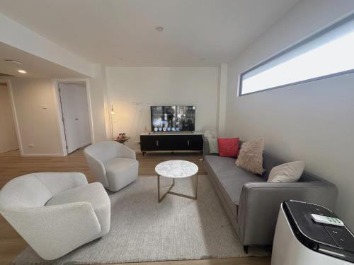 Modern Luxury Gabba apartment