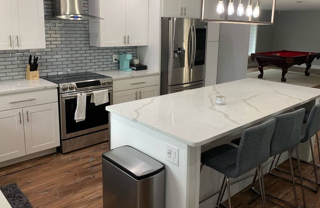 Modern luxury HEATED pool home in the heart of JAX