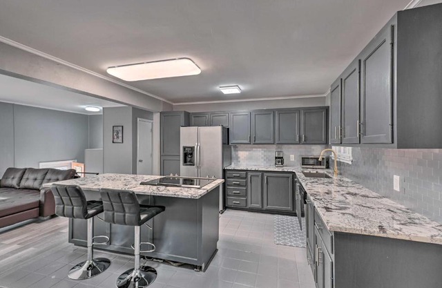 Modern Nashville Home about 10 Mi to Music Row