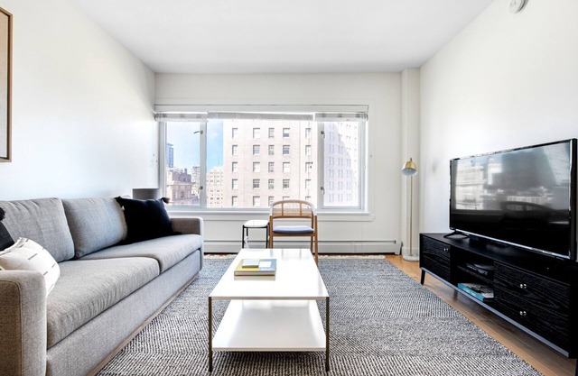 Modern Nob Hill 1BR w/Sauna, Gym, Stunning City View, by Blueground