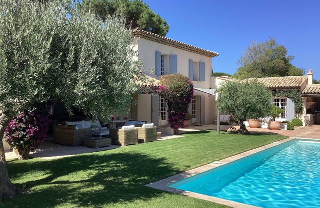 Modern Provencal Villa -