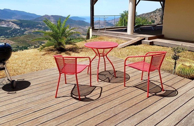 Modern STUDIO 25m2 on the heights of Ajaccio