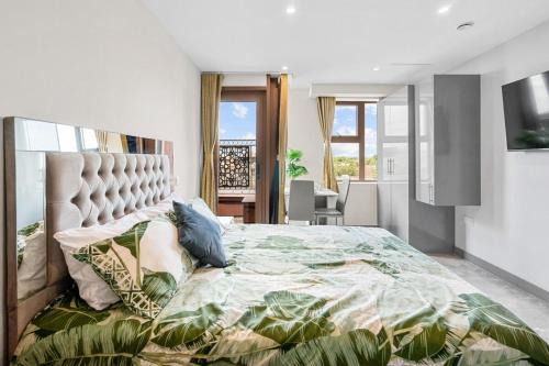 Modern Studio with Balcony Godino Hotel Ilford