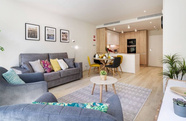 Modern & Stylish Apt in Liberdade by LovelyStay