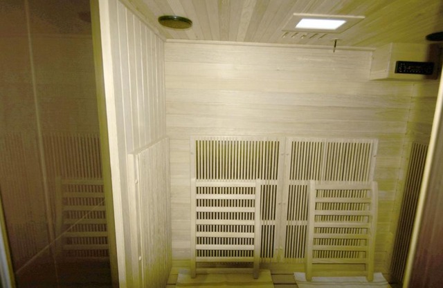 Modern Villa in Gassin with Sauna