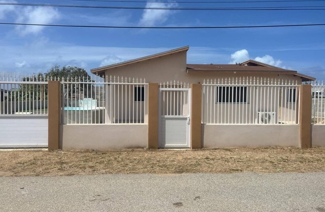 Modern Villa with 2 bedrooms and luxury pool