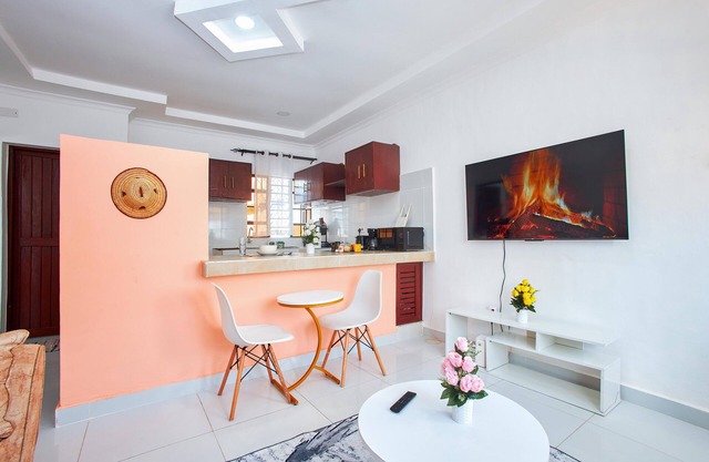Modernly furnished apartment for short and long-term stays