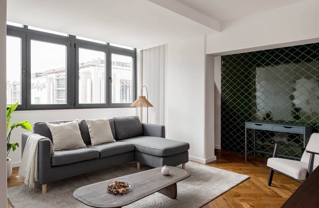 Moderno e bonito apt T3 junto ao El Corte Ingles, Modern and beautiful three-bedroom apartment next .