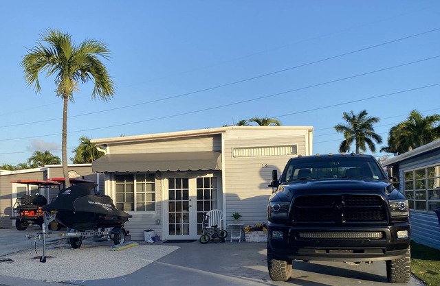 Module Home by the beach, beautiful sunsets, great community with many amenities