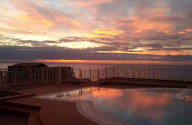 Monaco Luxueux studio - piscine - climatisation