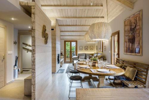 MONTELIA Ático El Ciervo de Panticosa