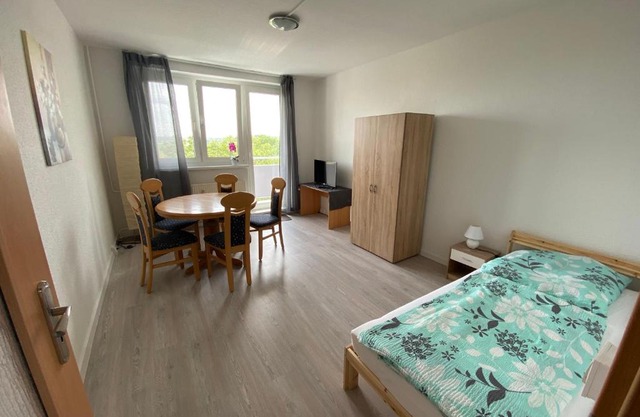 Monteur und Ferienwohnung TMS 18 M